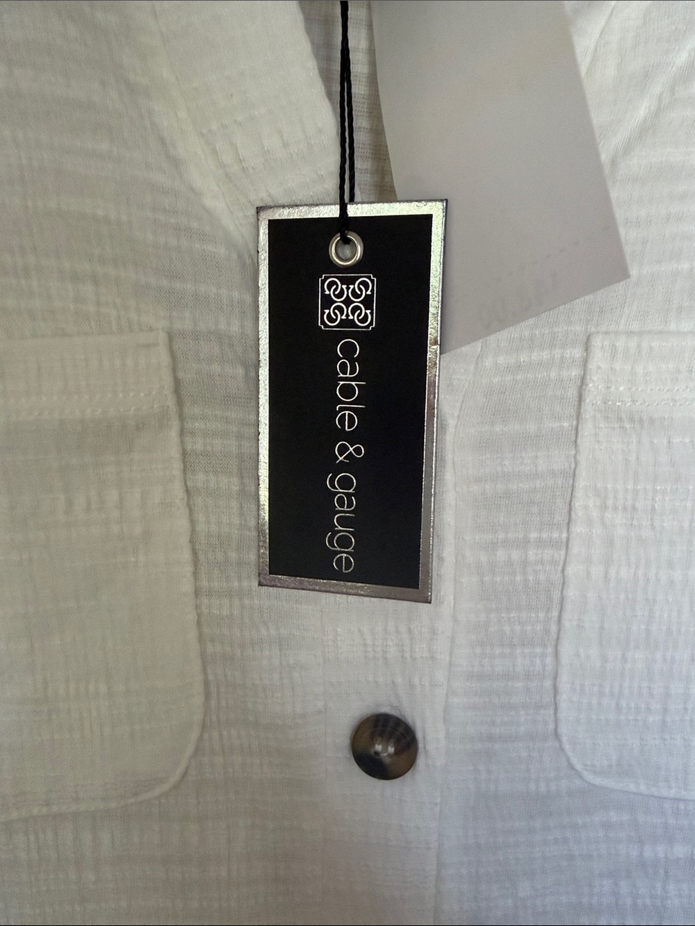 Cable & Gauge White Short Sleeve Button Front Textured Top - Picture 3 of 7